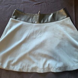Kensie zipper skirt, faux leather trim